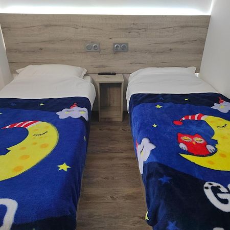 Alpha Hotel Bouafle Экстерьер фото