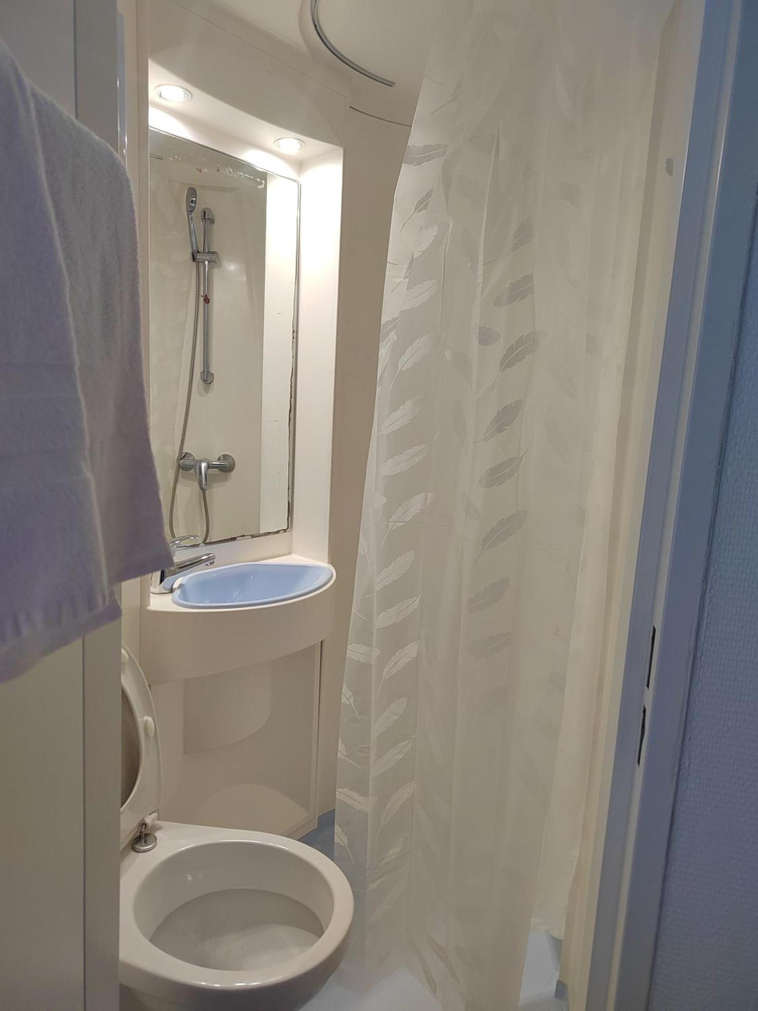 Alpha Hotel Bouafle Экстерьер фото